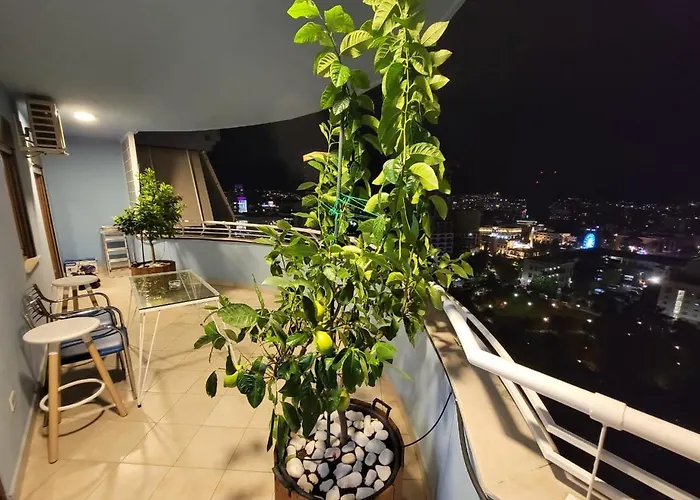 公寓 Centerbestview Of 地拉那